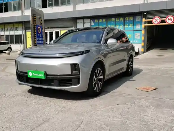 Li Auto L8 2023