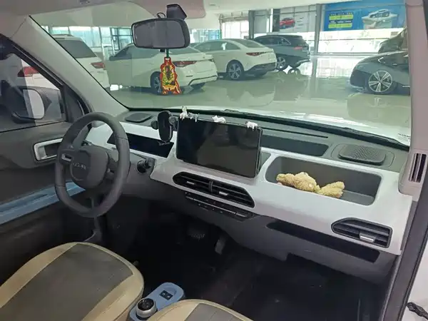 Geely Galaxy Panda 2024