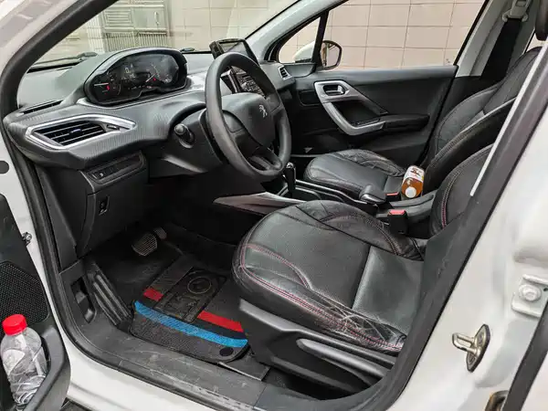Peugeot 2008 2014