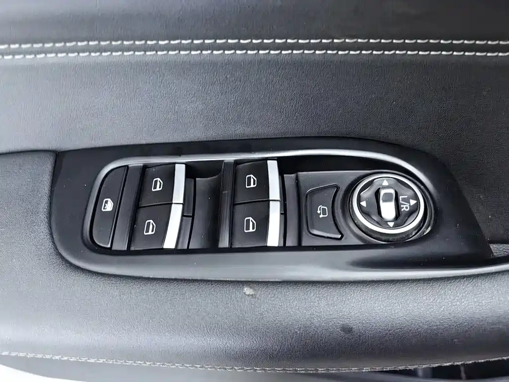 Chery Tiggo 8 PLUS 2023 — фото 9
