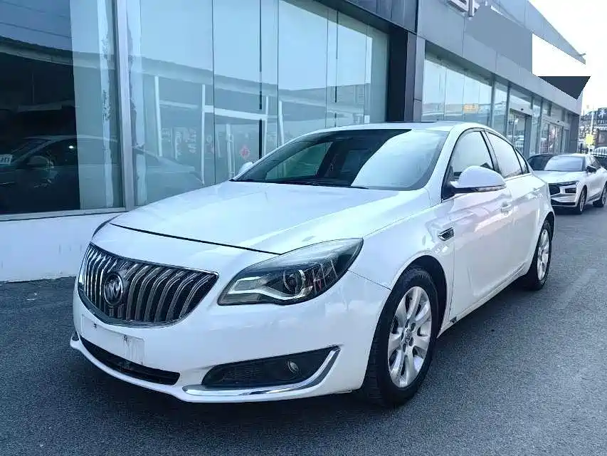 Buick Regal 2015 — фото 1