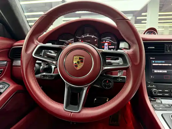 Porsche 911 2018