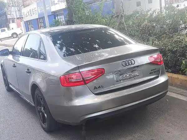 Audi A4L 2013
