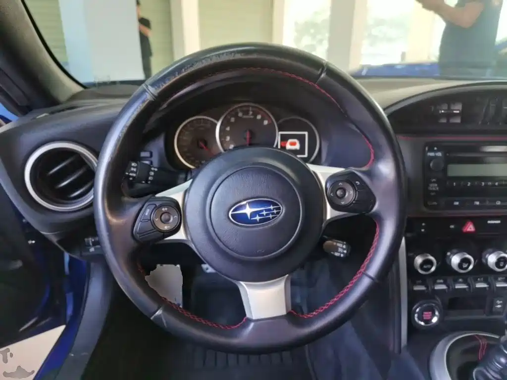 Subaru BRZ 2017 — фото 11