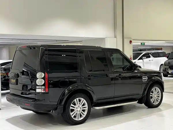 Land Rover Discovery 2014
