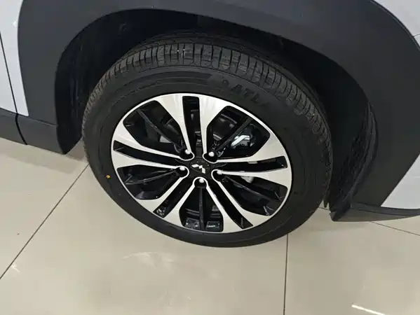 Wuling 560 2026