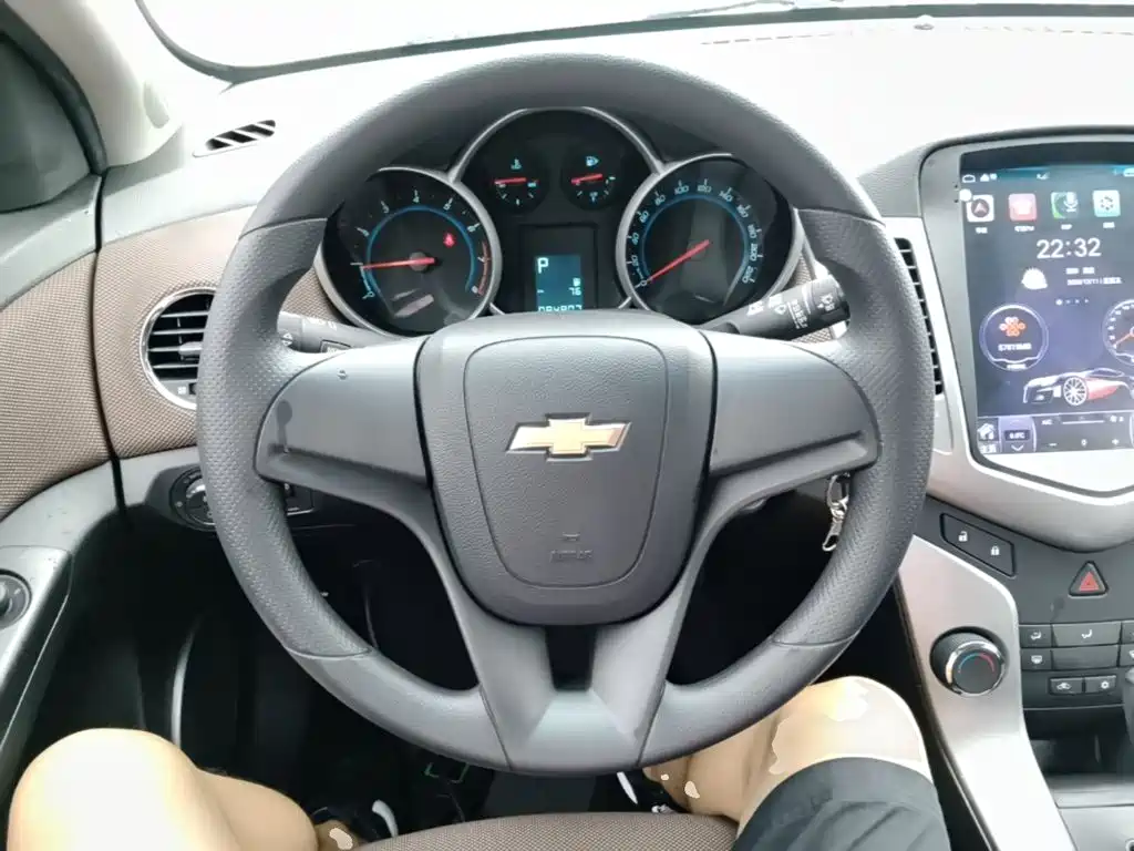 Chevrolet Cruze 2016 — фото 11