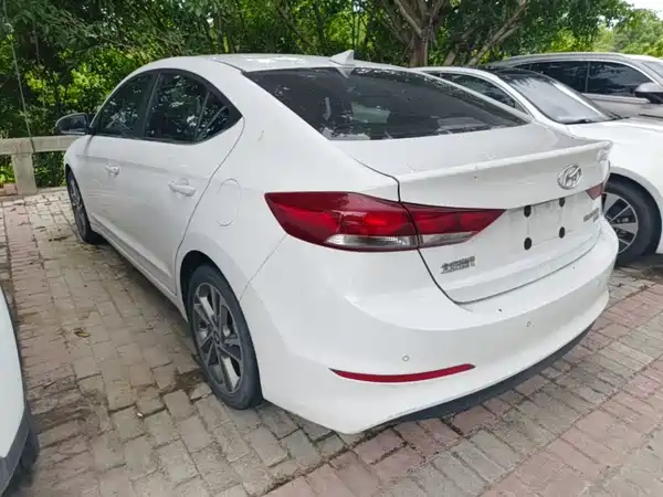 Hyundai Celesta 2017