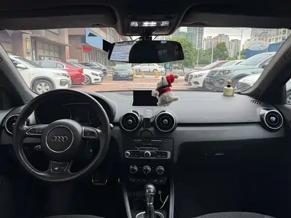 Audi A1 2016
