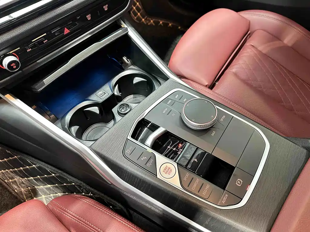 BMW 3 Series 2023 — фото 14