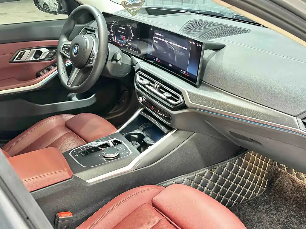 BMW 3 Series 2023 — фото 19