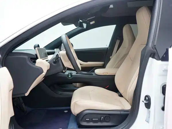 NIO ET5T 2024
