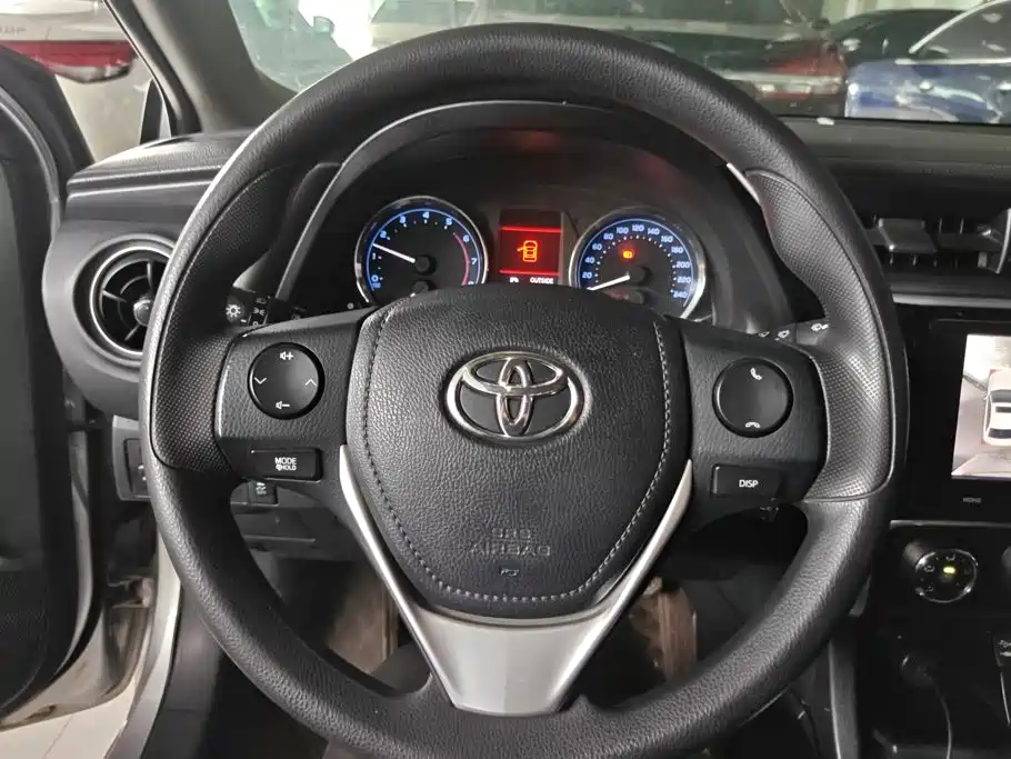Toyota Corolla 2019 — фото 15