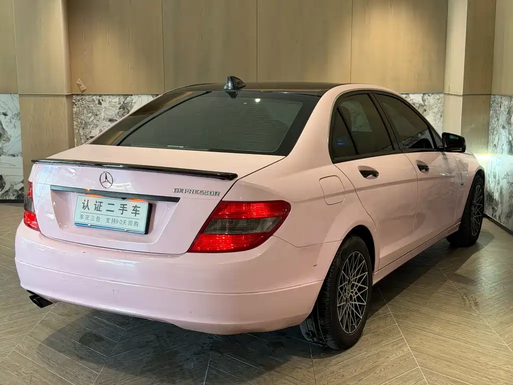 Mercedes-Benz C-Class 2011