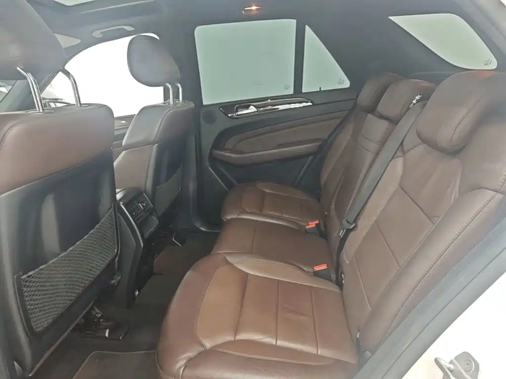 Mercedes-Benz M-Class 2015 — фото 17