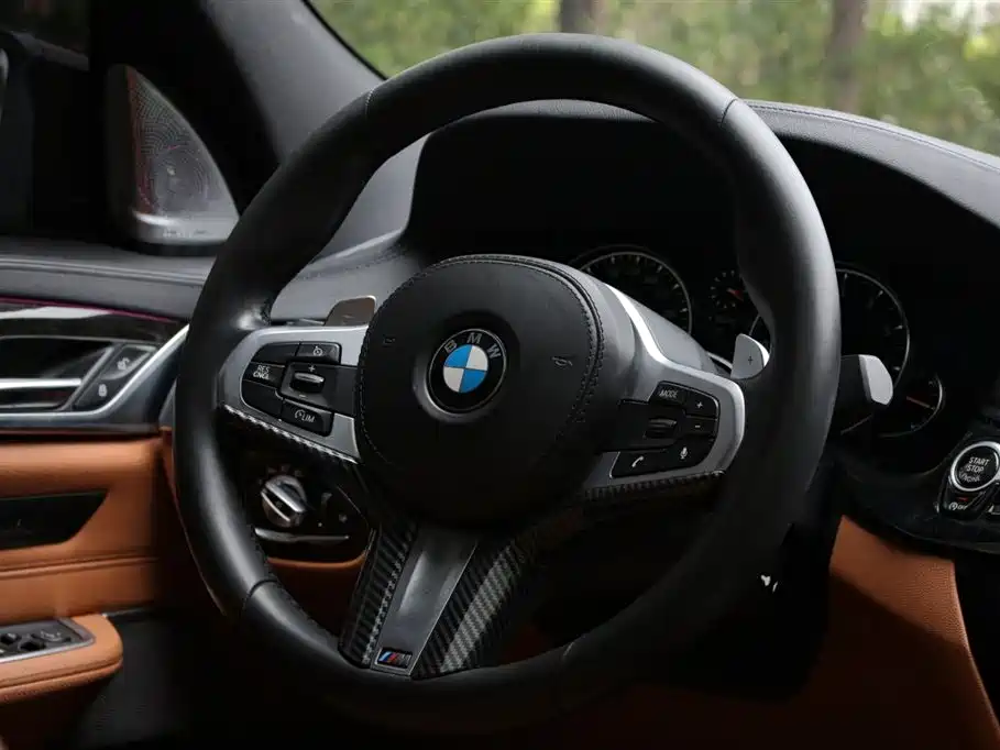 BMW 6 Series GT 2017 — фото 14