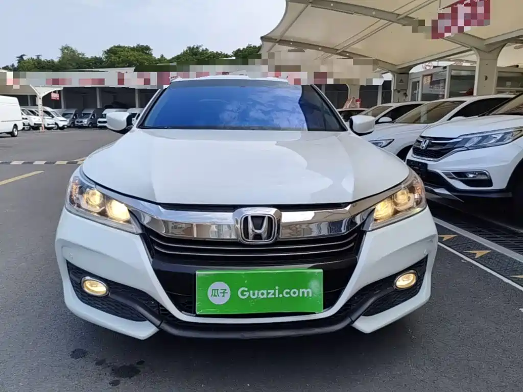 Honda Accord 2018 — фото 3