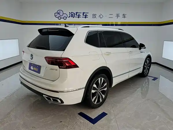 Volkswagen Tiguan L 2024