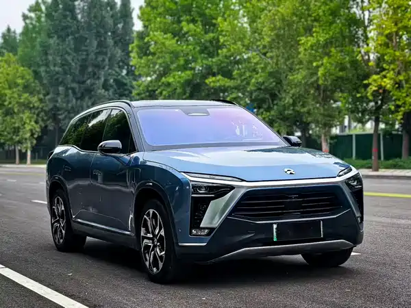 NIO ES8 2020