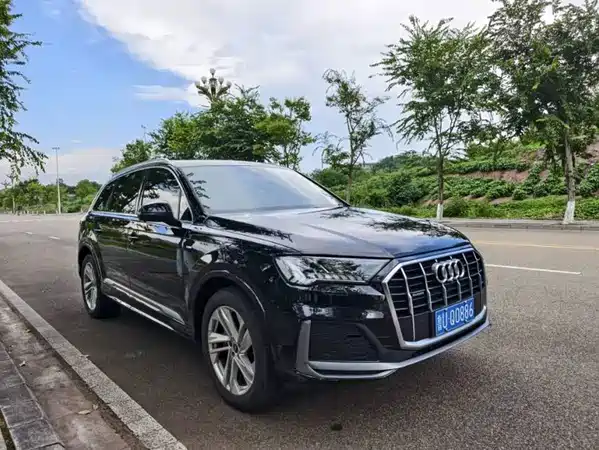 Audi Q7 2021