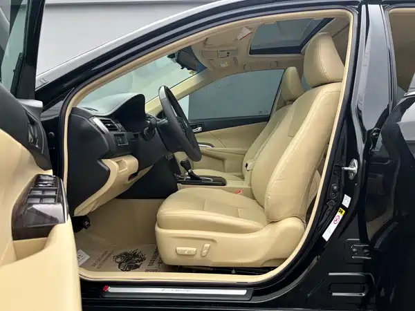Toyota Camry 2017