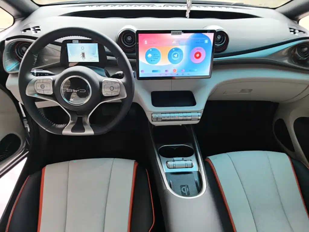 BYD Dolphin 2023 — фото 10