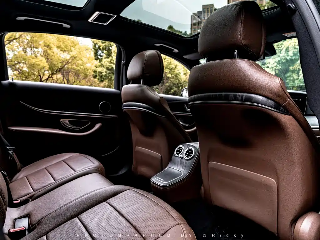 Mercedes-Benz E-Class 2022 — фото 10