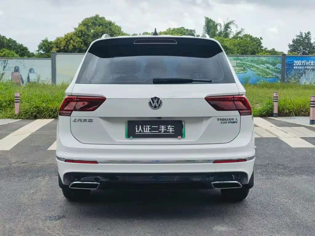 Volkswagen Tiguan L Plug-In Hybrid 2021 — фото 6