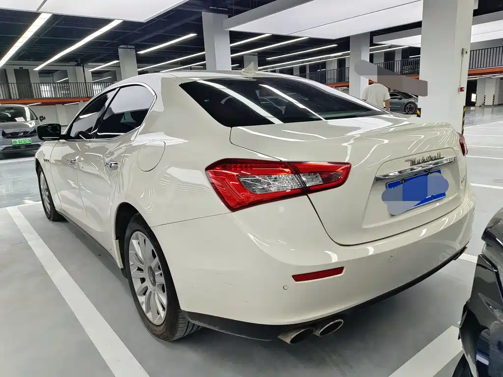 Maserati Ghibli 2015 — фото 10