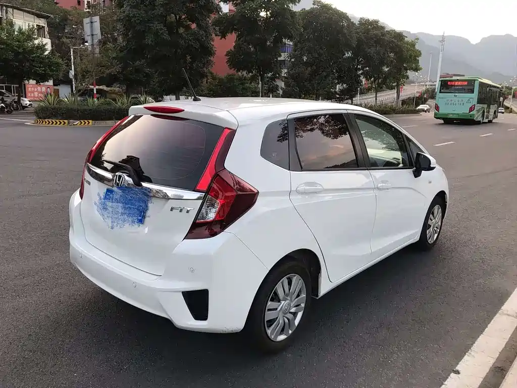 Honda Fit 2016 — фото 4