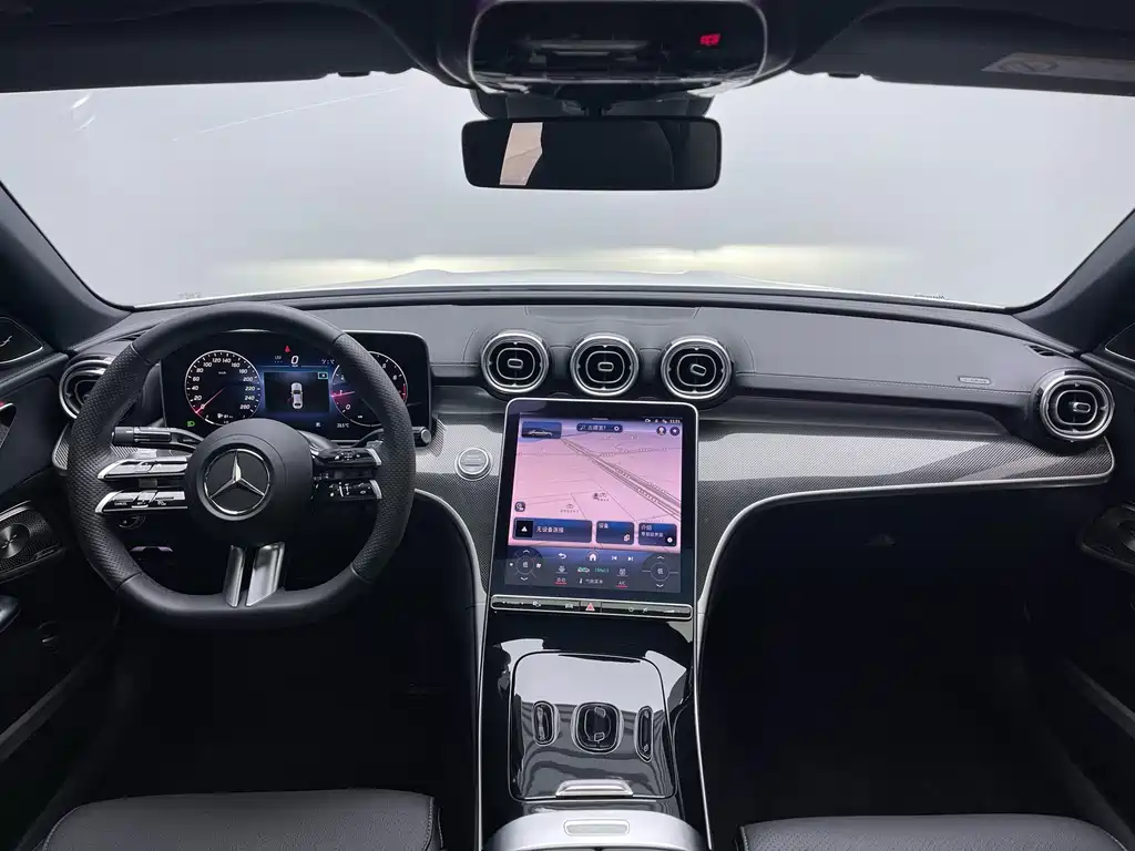 Mercedes-Benz C-Class 2023 — фото 13
