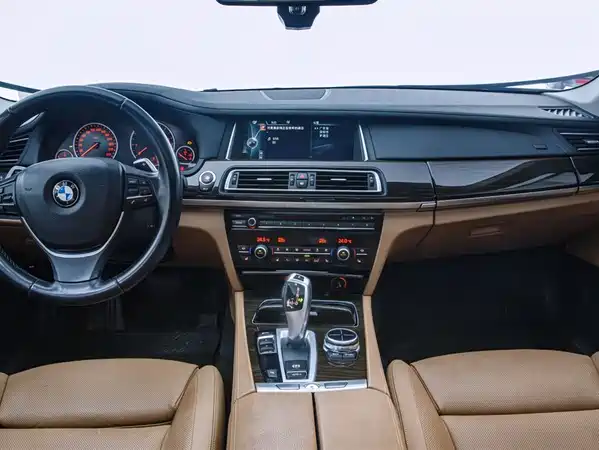 BMW 7 Series 2013