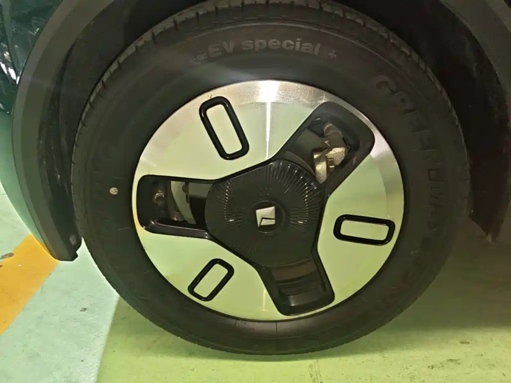 Baojun Kiwi EV 2022 — фото 23