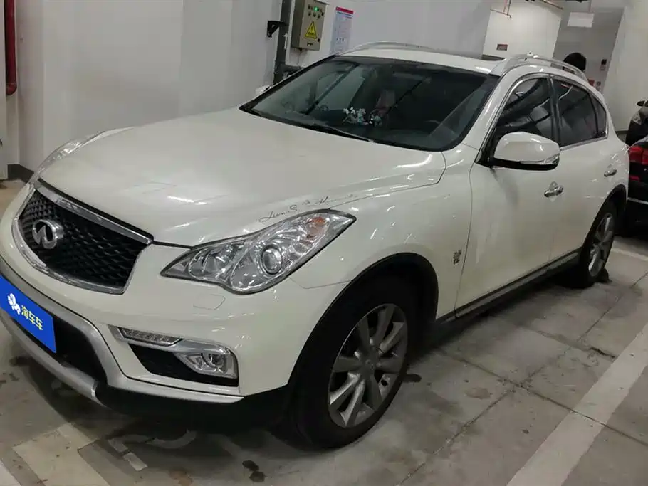 Infiniti QX50 2017 — фото 1
