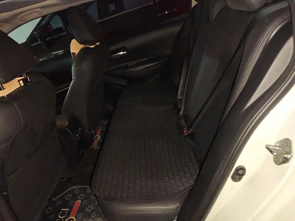 Toyota Corolla 2019 — фото 13