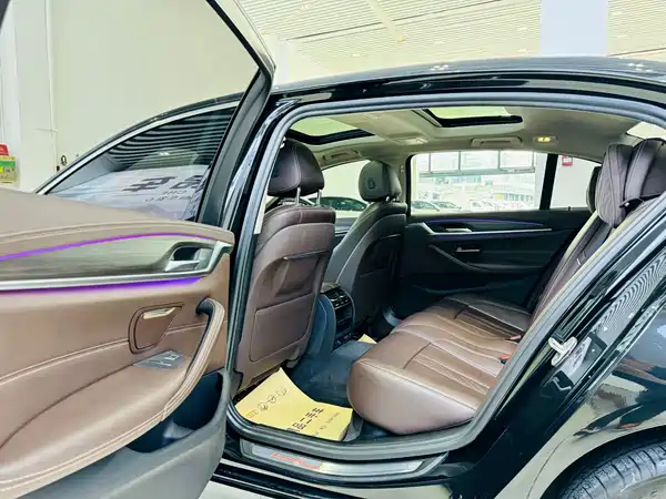 BMW 5 Series 2020