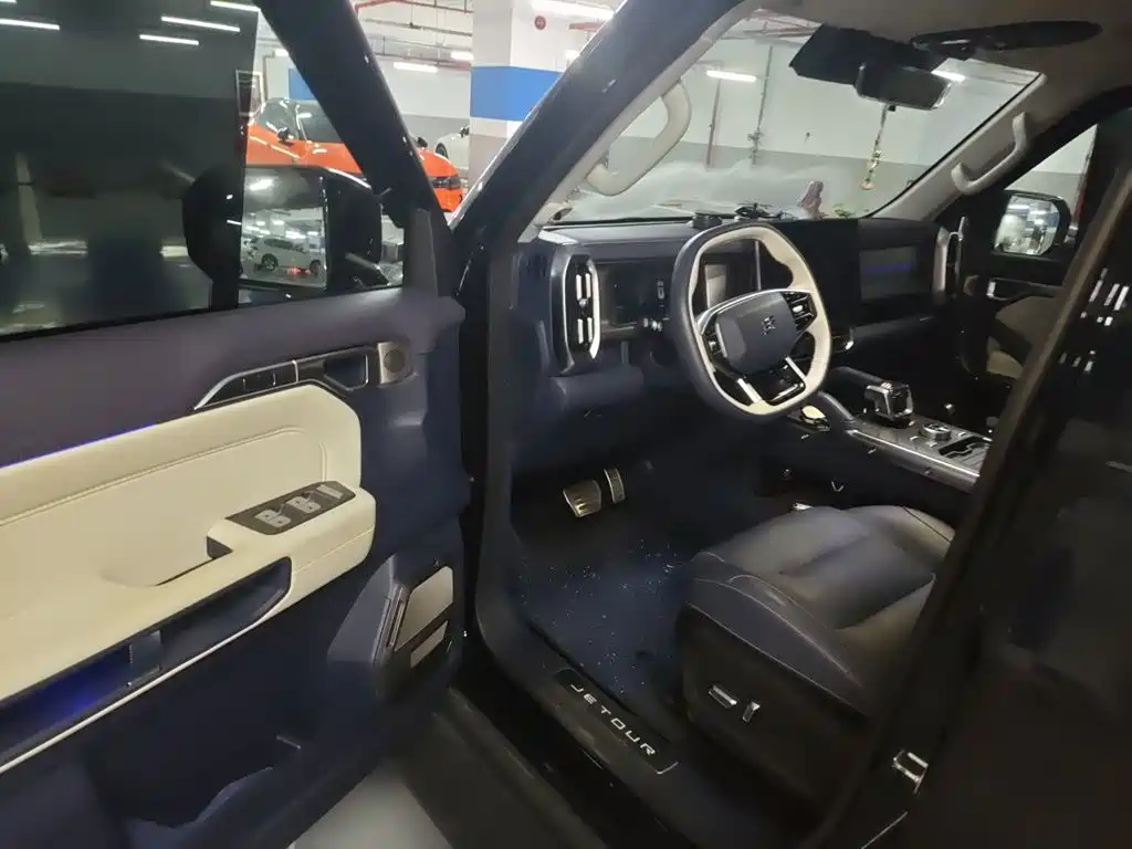 Jetour Traveller C-DM 2025 — фото 12