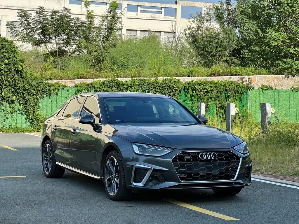 Audi A4L 2021 — фото 3