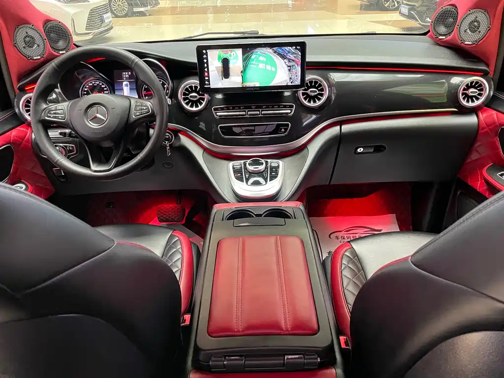 Mercedes-Benz V-Class 2019 — фото 14