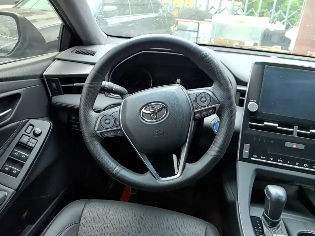 Toyota Avalon 2022 — фото 11