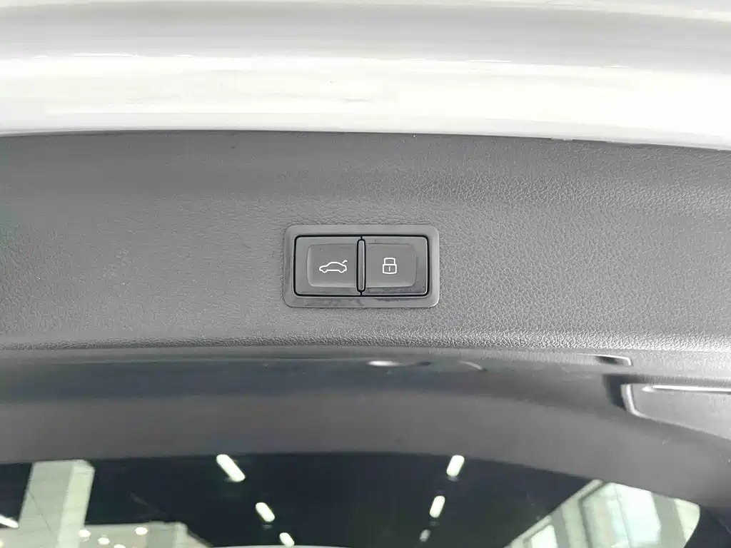 Audi Q3 2022 — фото 17