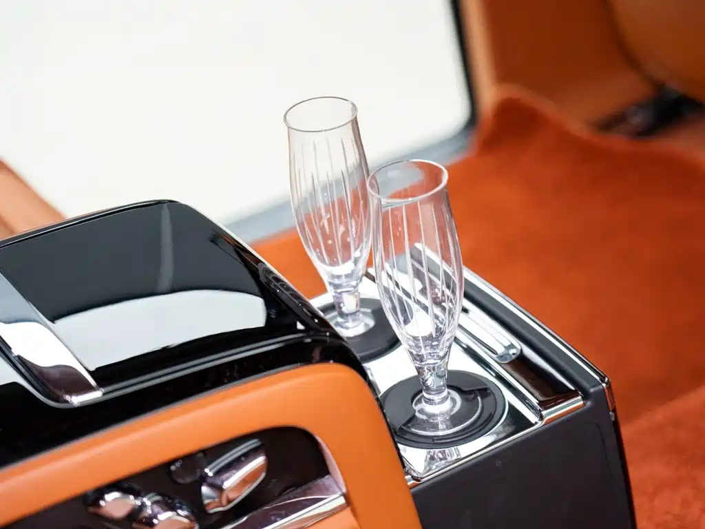 Rolls-Royce Phantom 2020 — фото 15