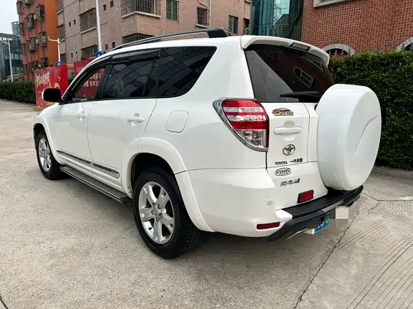 Toyota RAV4 2012