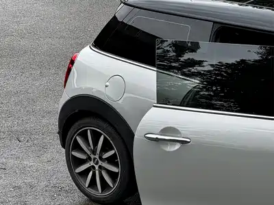 MINI MINI 2020