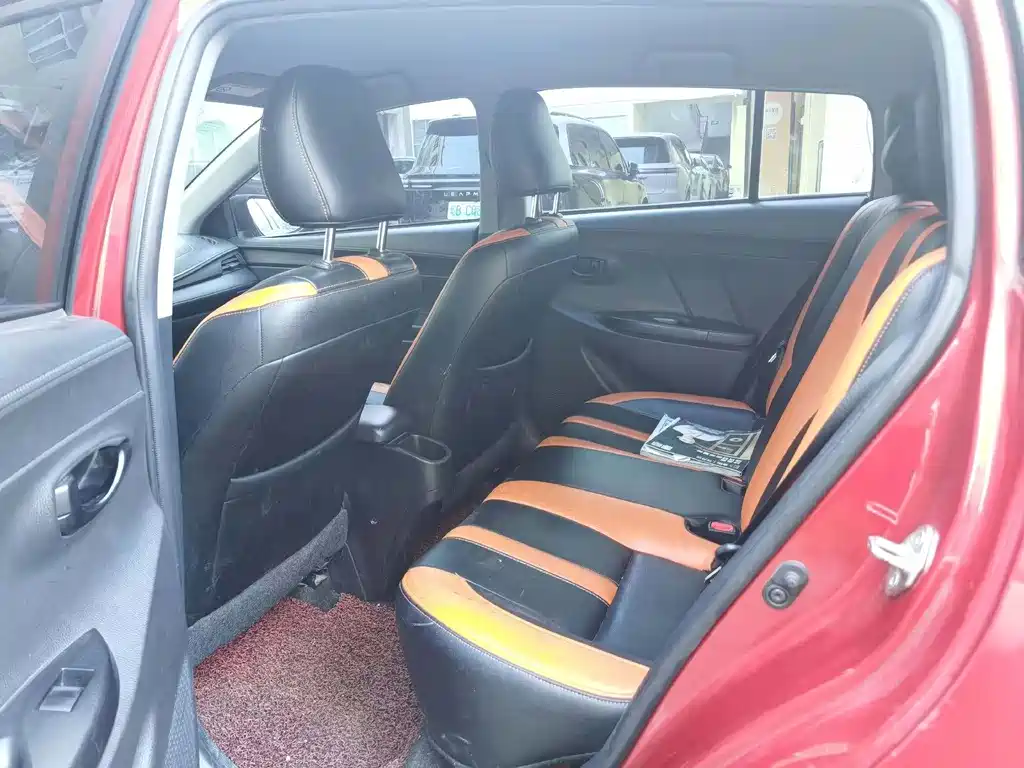 Toyota Yaris L 2019
