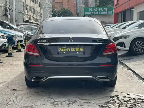 Mercedes-Benz E-Class 2017