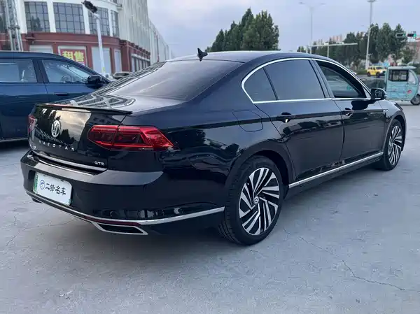 Volkswagen Magotan PHEV 2021