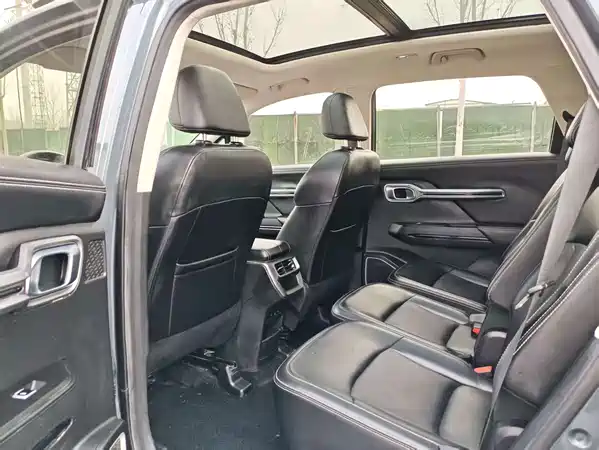 Geely Haoyue 2021