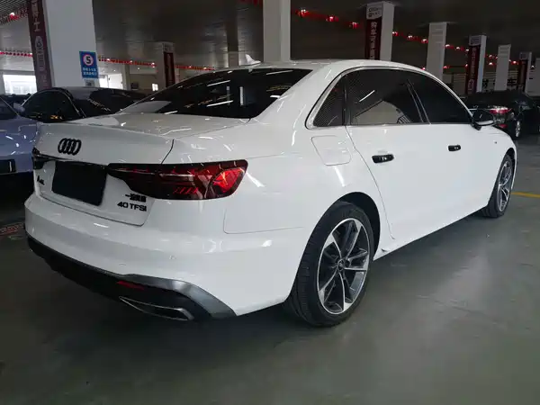 Audi A4L 2022