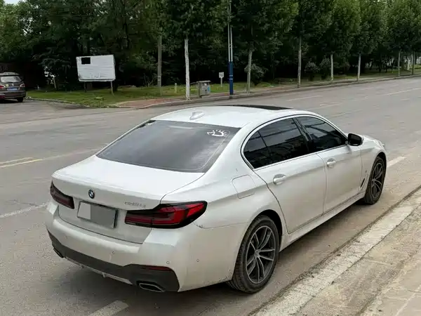 BMW 5 Series 2023
